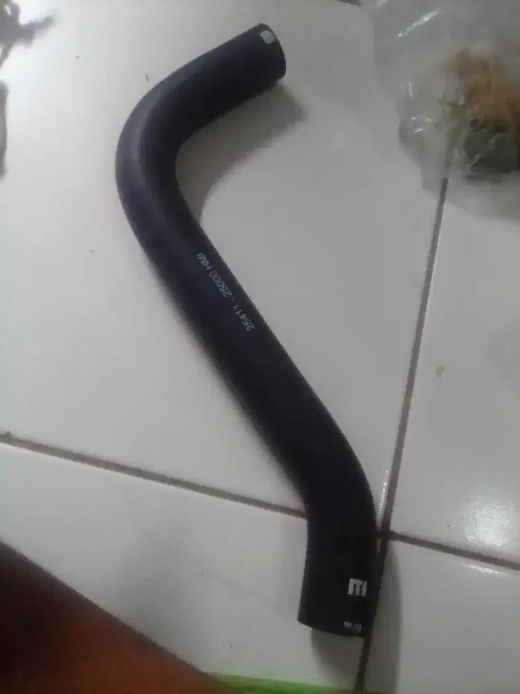 Karet selang radiator mobil hyundai acent