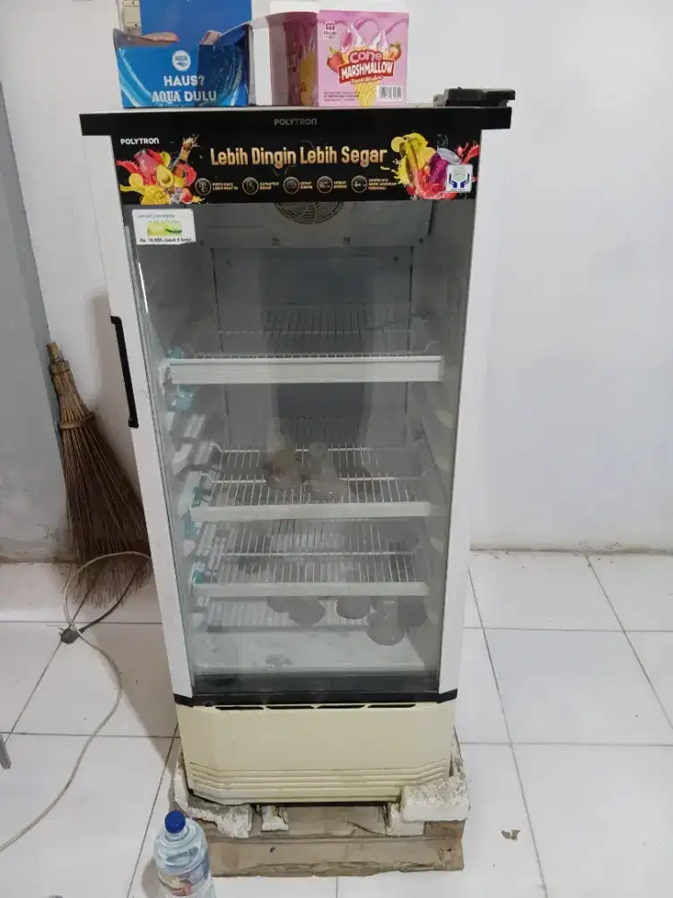 Jual showcase polytron