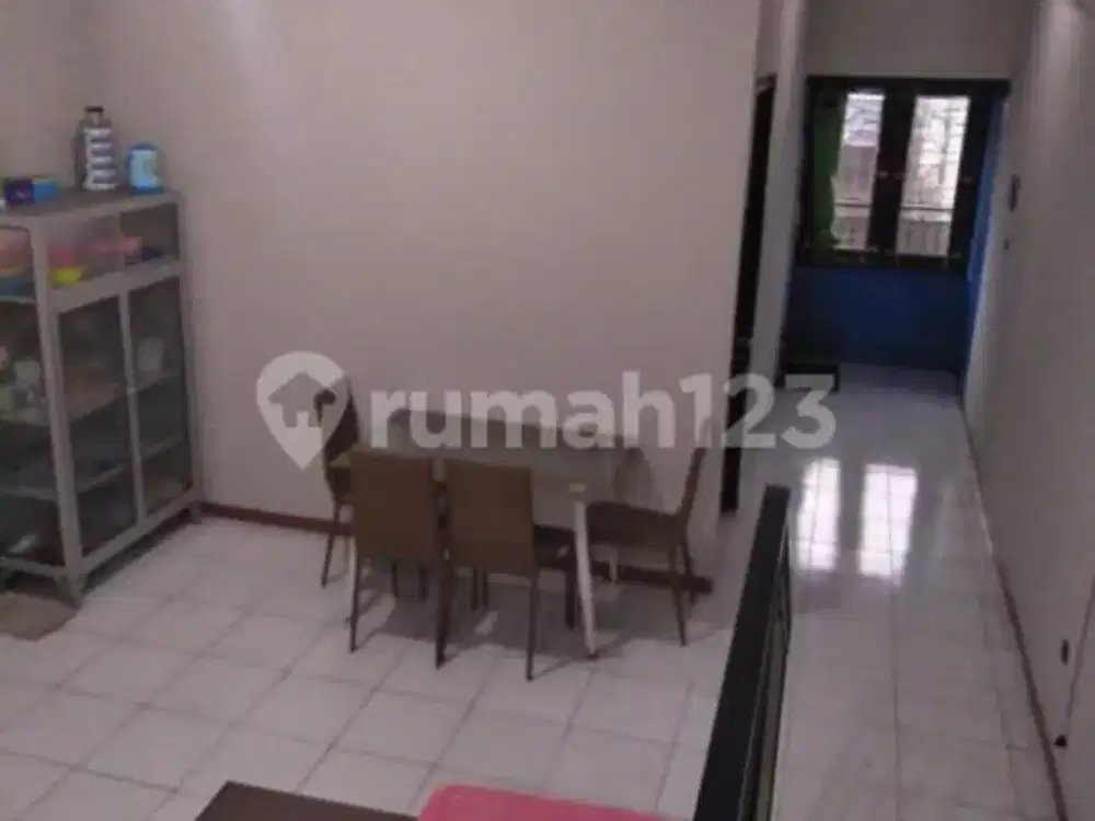 Murah Ruko 2 Lantai Dekat Daerah Bisnis Veteran Solo