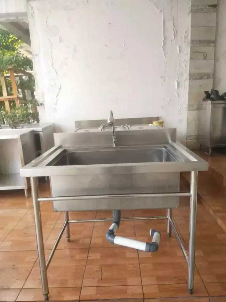 BANYAK DICARI ORANH, Sink jumbo + KRAN

Uk 100x70x85