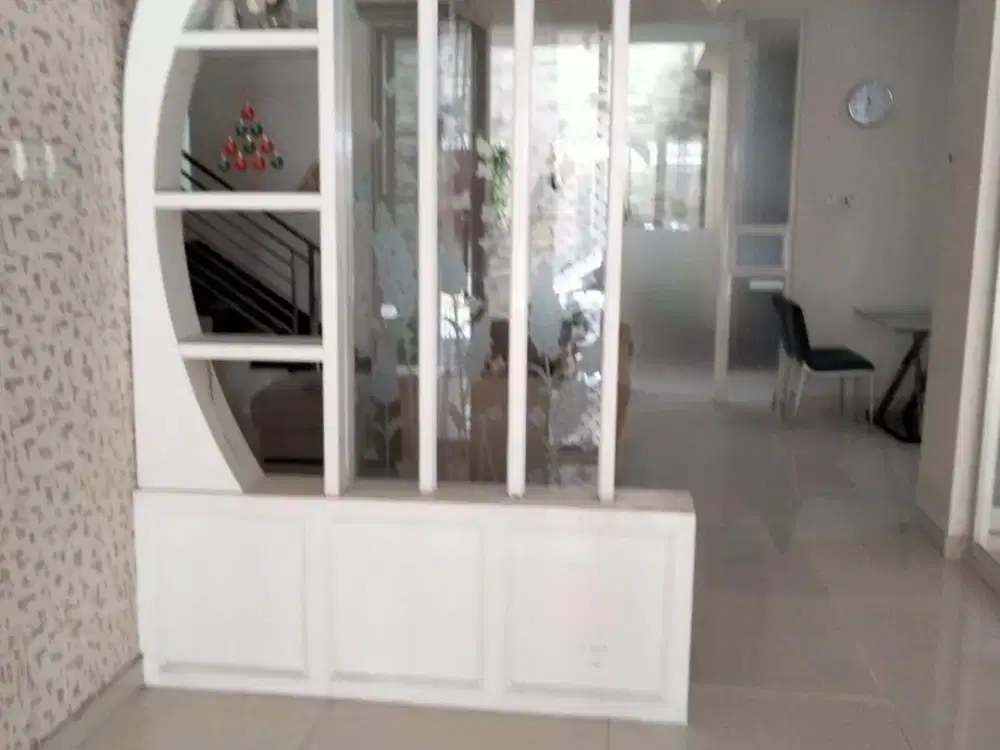 DISEWAKAN RUMAH FULL FURNISH EAST COAST PARK PAKUWON CITY