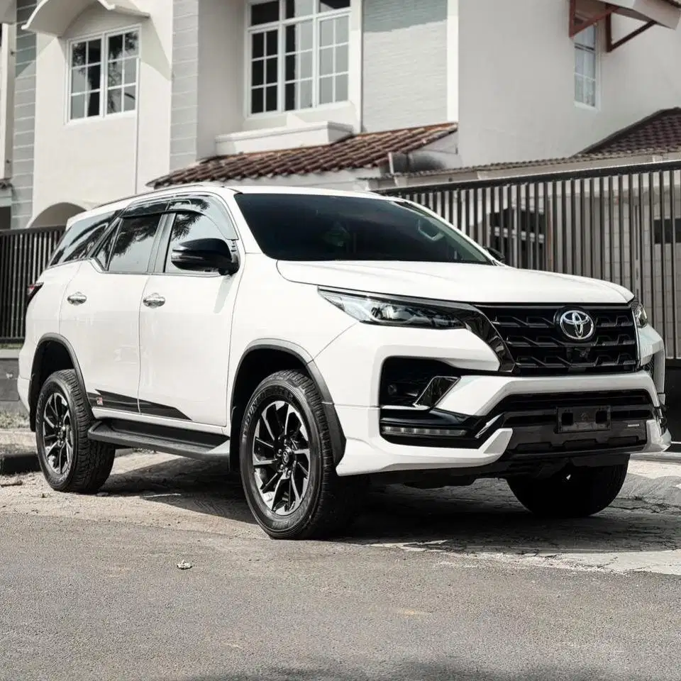 (CASH) Toyota Fortuner VRZ GR 2.8 2022