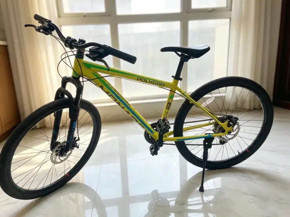 Sepeda gunung MTB Polygon monarch 3