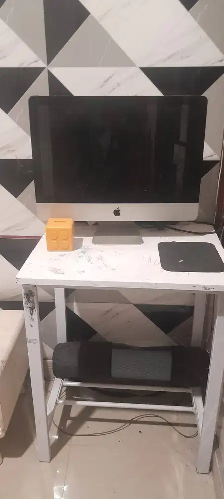 Djual komputer imac bekas