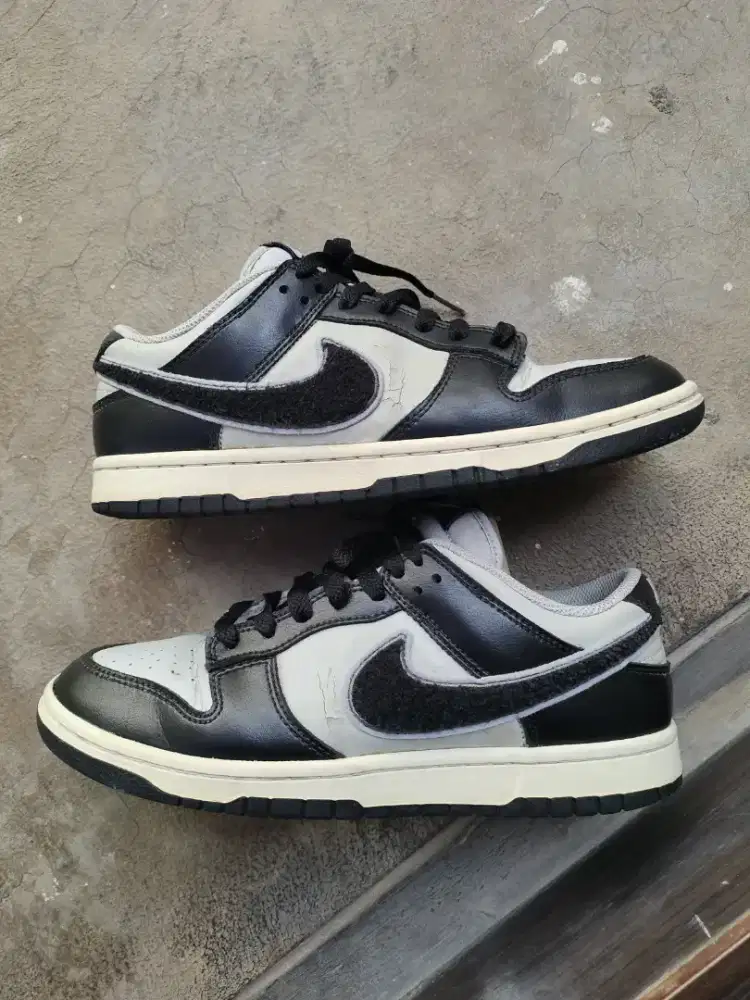Nike Dunk Low Chenille Swoosh Black Grey men, dijual