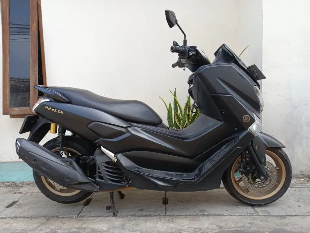 Nmax old non abs 2019 lengkap siap pakai