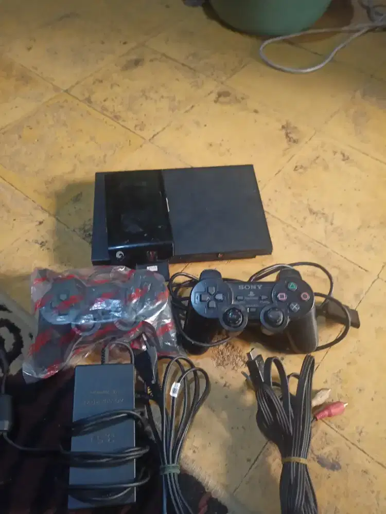PS 2 slim bagus