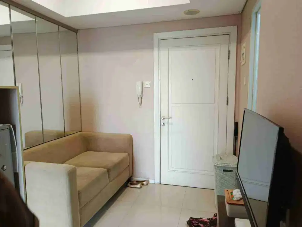 di sewakan apartemen green Sunter tipe 1 bedroom furnish
