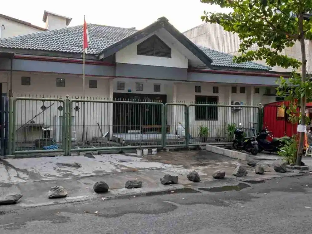 SEWA RUMAH KLAMPIS STRATEGIS COCOK KANTOR ATAU MINIMARKET SURABAYA