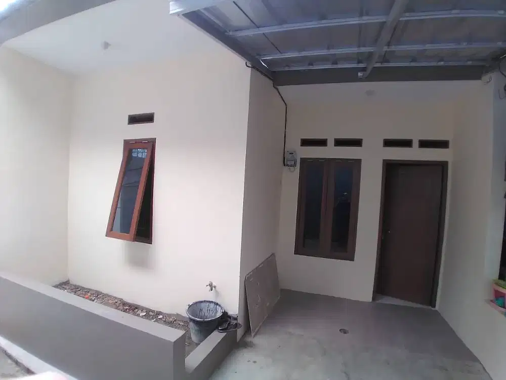 Rumah Disewakan 2 KT di Tanah Baru, dekat Stasiun Depok Baru