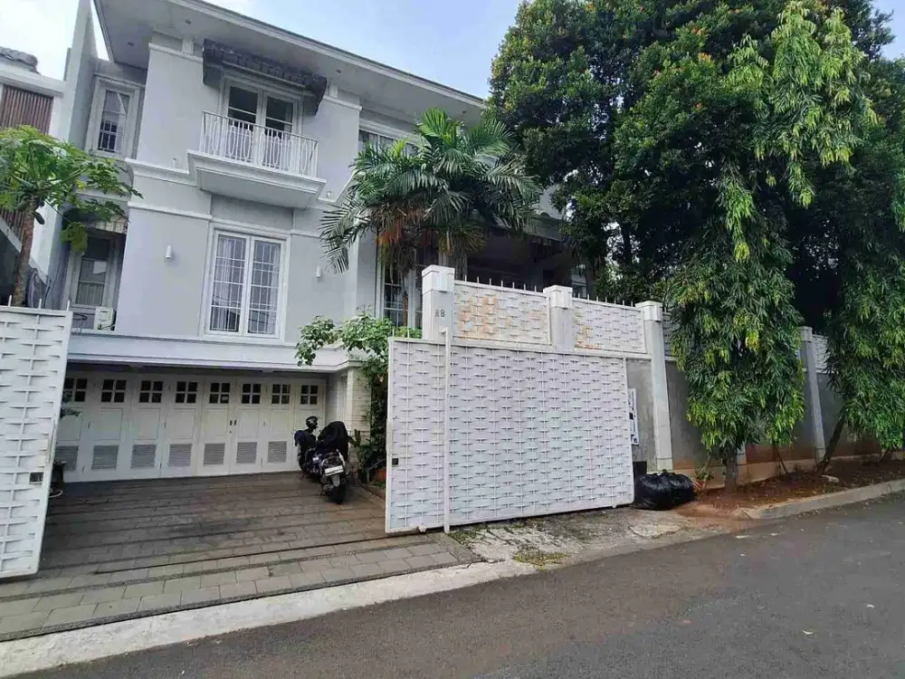 RUMAH BAGUS PRIME AREA DI CIPETE KEBAYORAN BARU