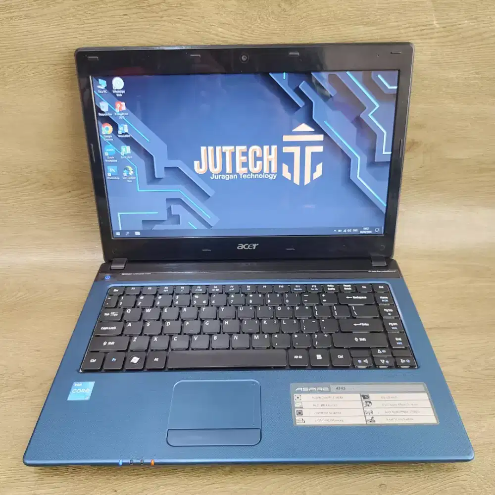 Laptop Acer Aspire ES1-4743 Core i3 Ram 8GB bonus Mouse Baru Siap paka