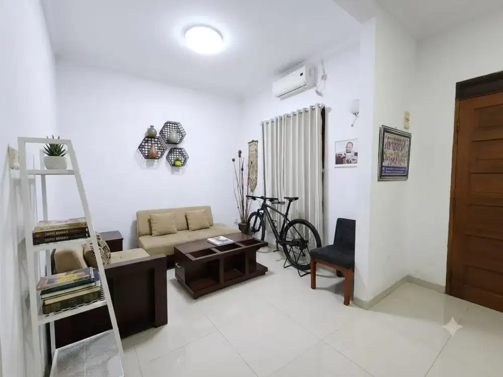 Termurah! Rumah di Komplek Setra Dago Antapani Bandung