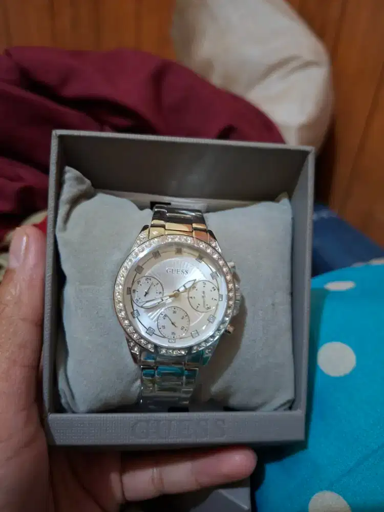 Guess W 1293 L1