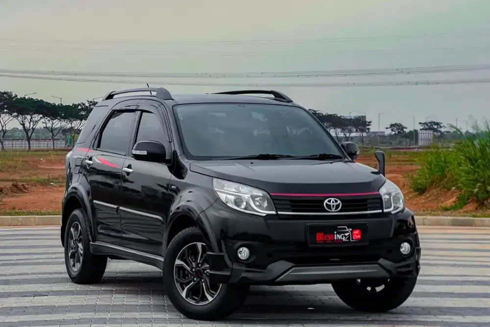 Toyota Rush 1.5 S TRD  AT Matic 2016 Hitam KM low