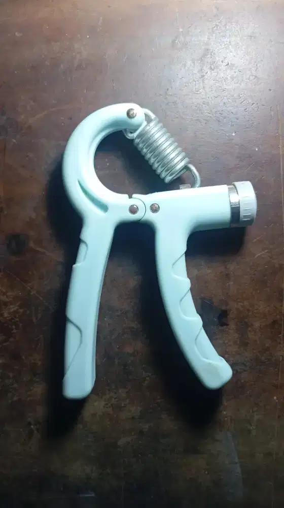 Hand Grip Adjustable Bekas – Kondisi Normal
