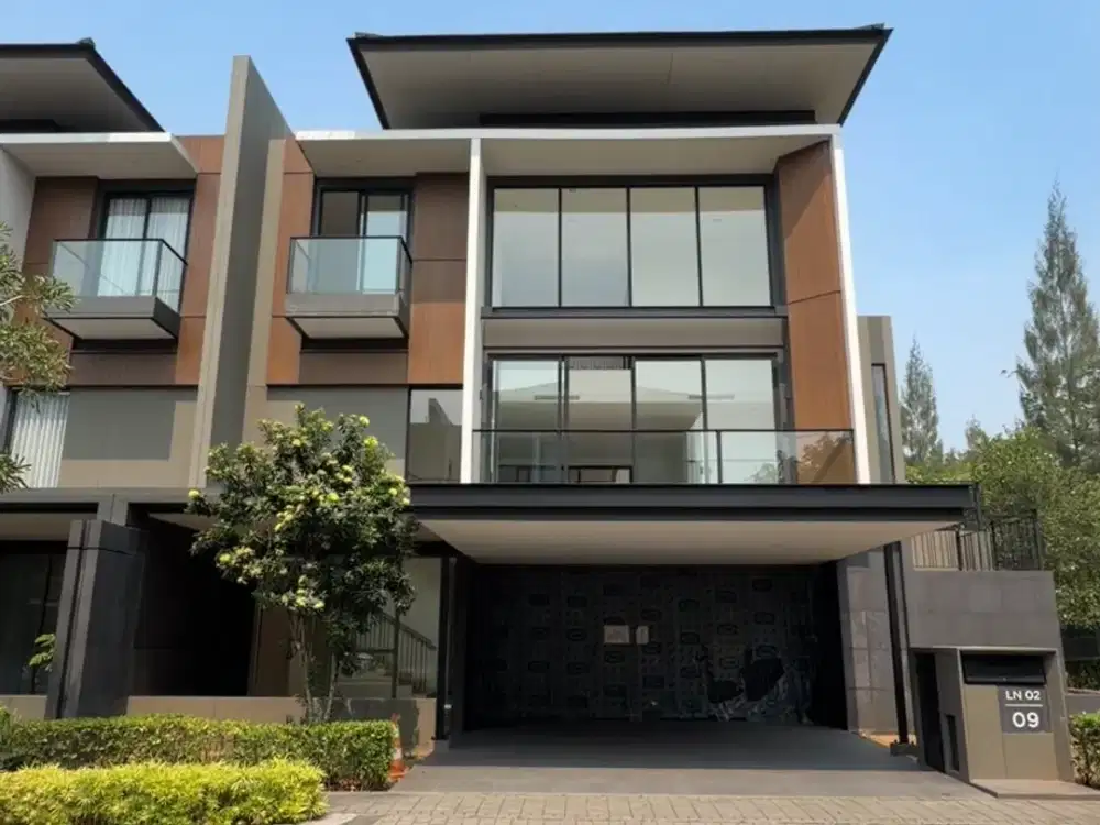 For Sale Laurel Corner Unit Nava Park BSD