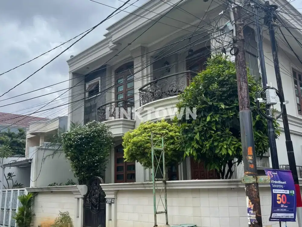 Dijual Rumah Posisi Hoek Cempaka Putih SHM