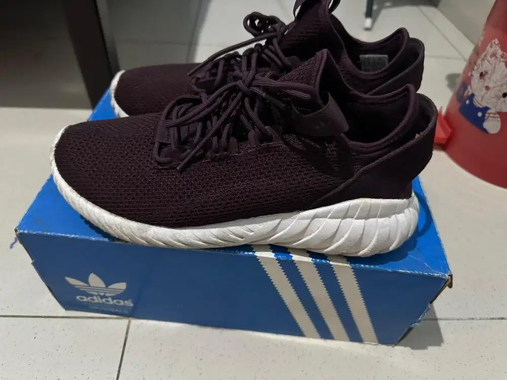 Adidas | size 42
