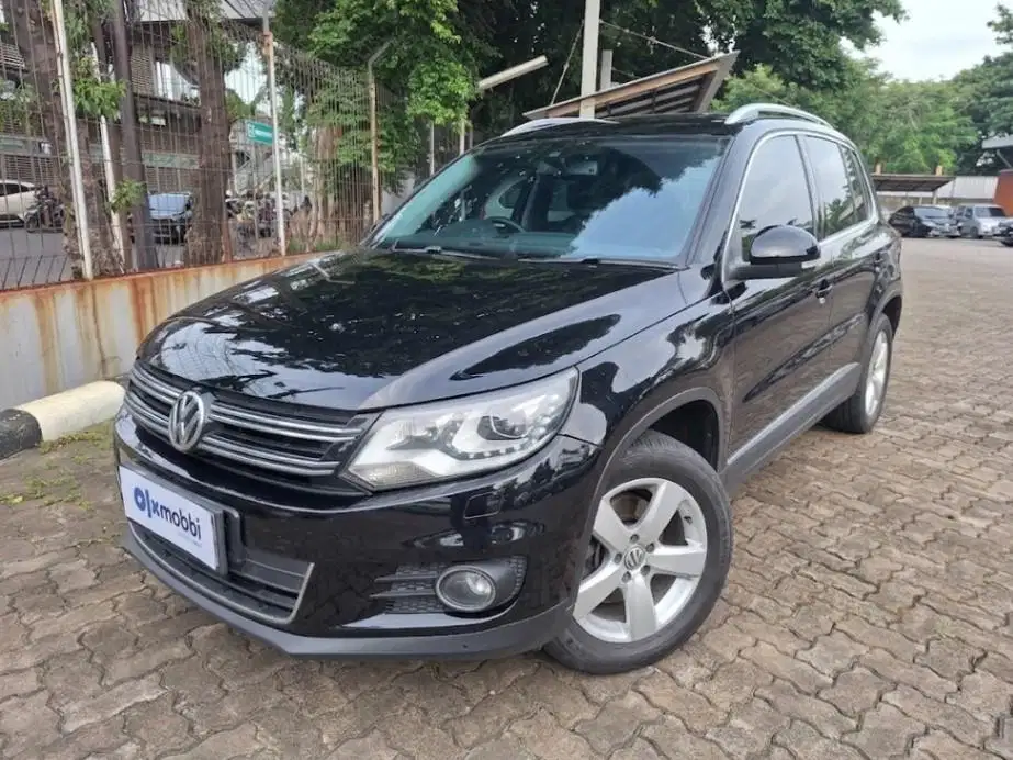 Pajak Panjang - Volkswagen Tiguan 1.4 Bensin-AT 2014