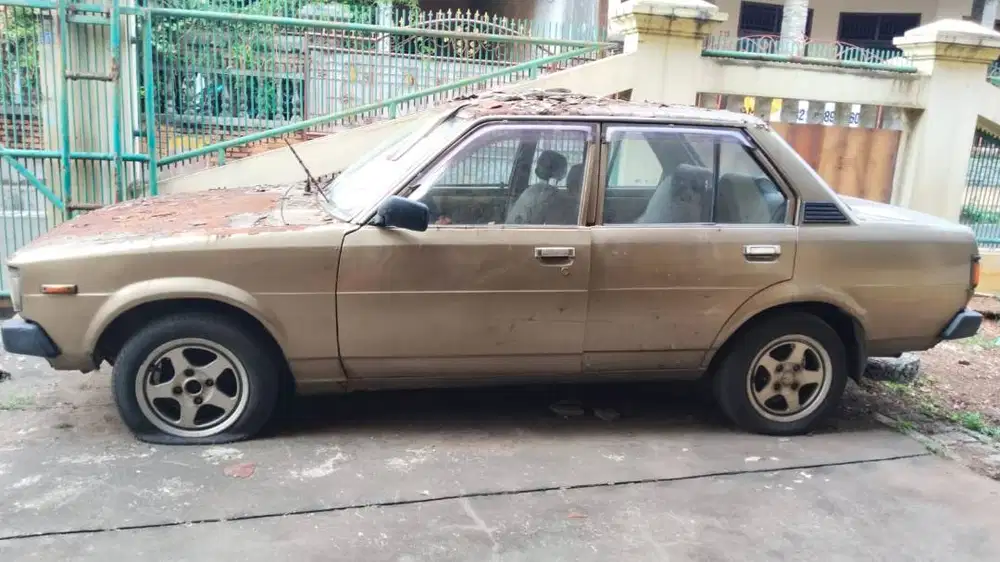 Toyota Corolla DX tahun 82 Matic Jakarta Timur