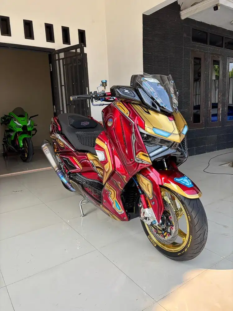 Xmax Ironman spek hedon kontes