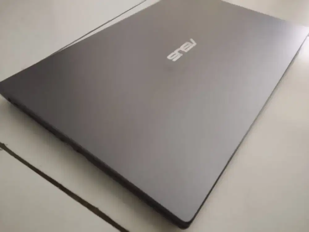 Asus Vivobook A516J gen 10