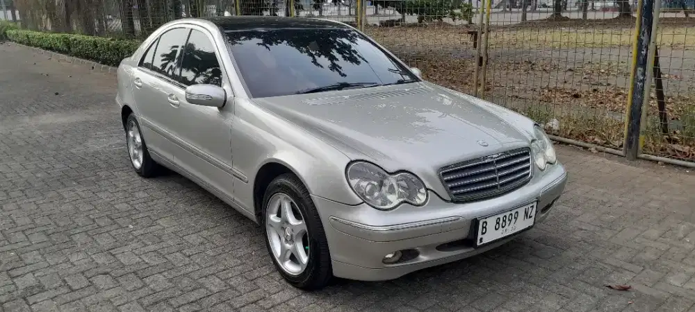 Mercedes benz w203 c240 sunroof