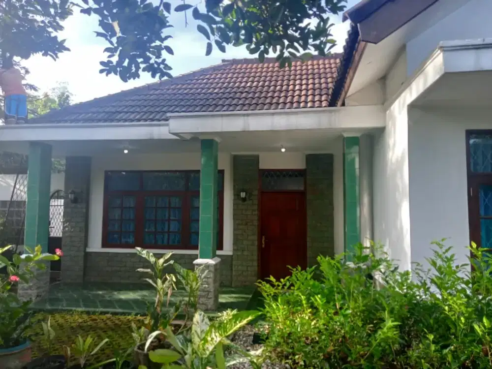 Bismillah dijual rumah siap huni di Arcamanik kota bandung dengan isi nya