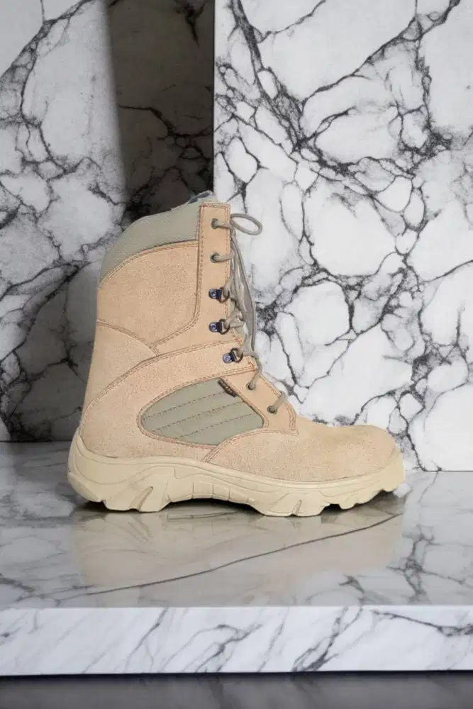 Praktis Sepatu safety industri plastik Cilacap