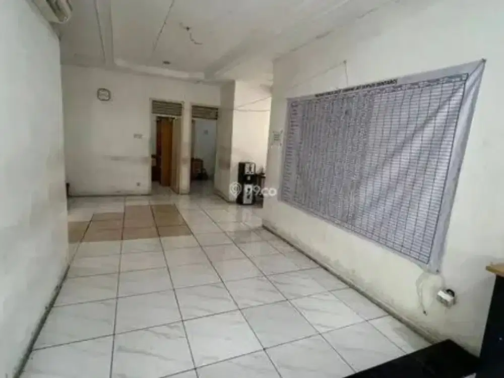 Rare Rumah Hitung Tanah Selangkah Dari Mall di Kertajaya Indah Timur