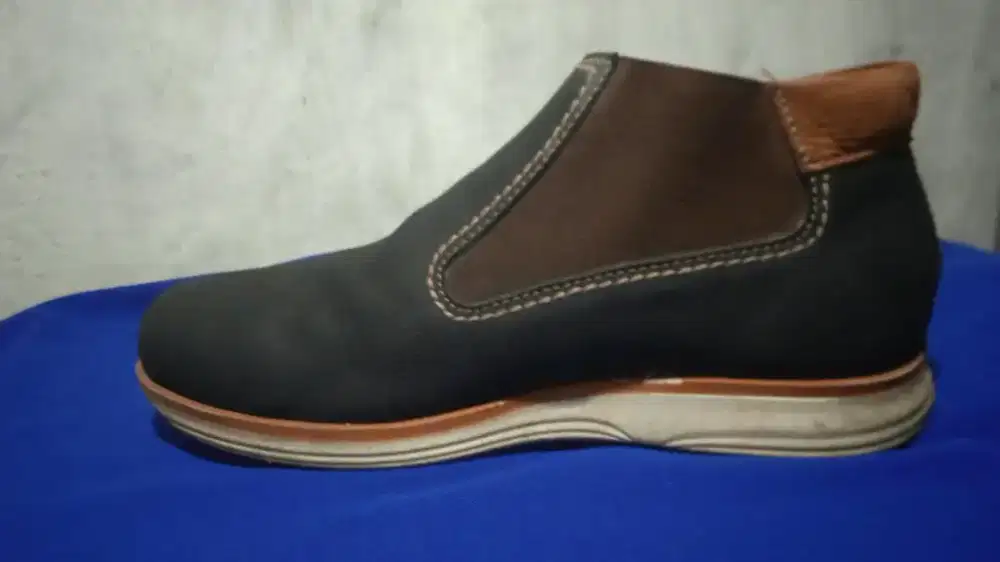 Sepatu kulit  crocodile original