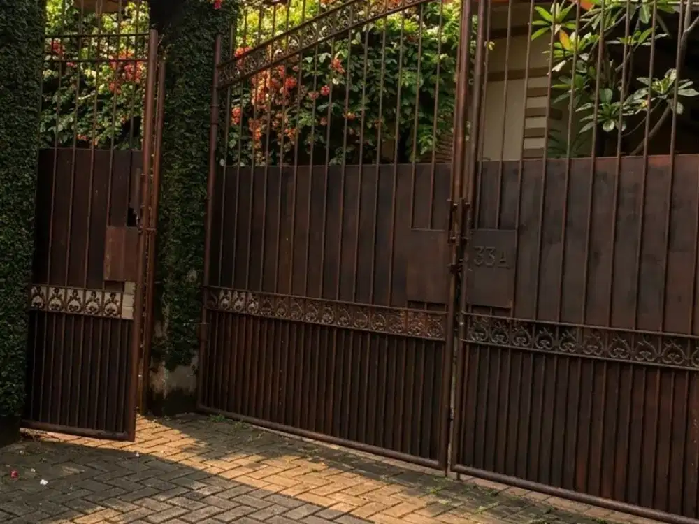 Dijual Rumah Cantik Dan Asri 2 Lantai Siap Huni di Jatibening
