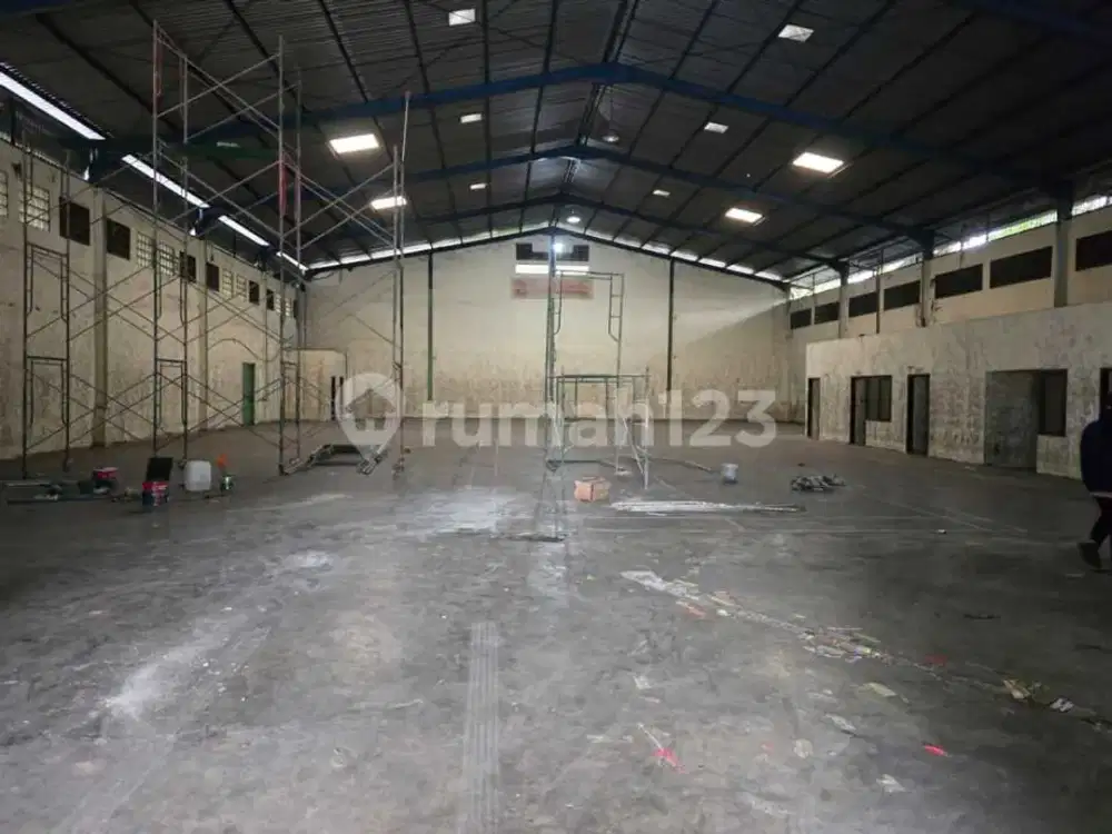 Disewa Gudang Karawaci, Tangerang - 1100M²