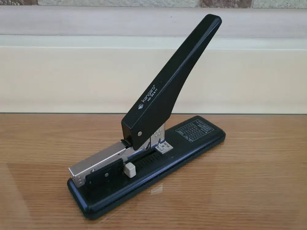 KANGARO Heavy Duty Stapler HD 23S17
