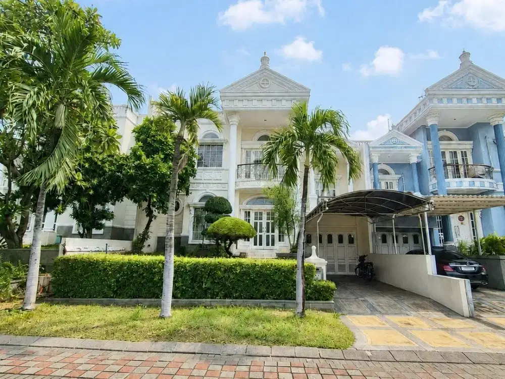 DIJUAL RUMAH RAFFLES GARDEN CITRALAND ROW 3 MOBIL