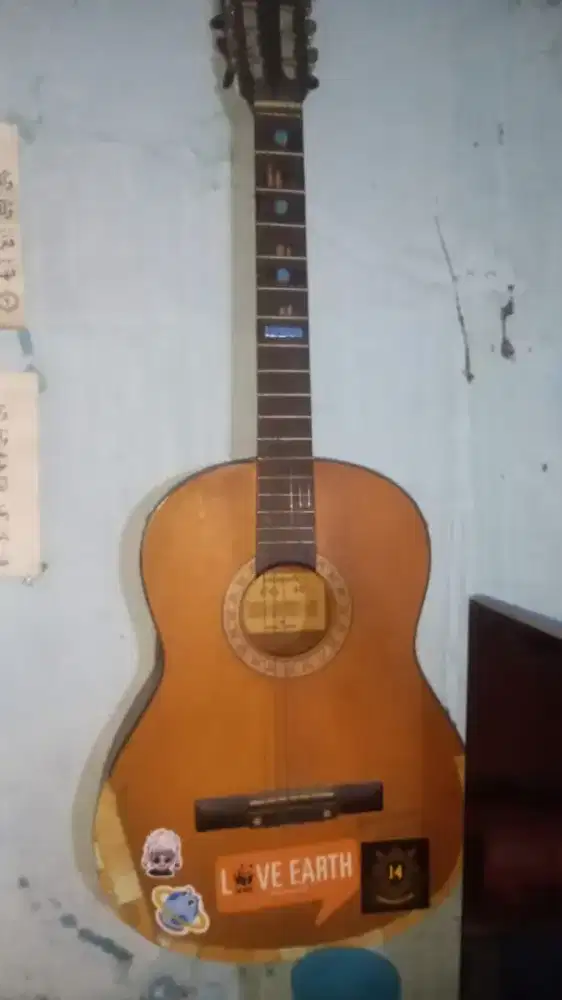 Ku jual Gitar klasik yamaha..
