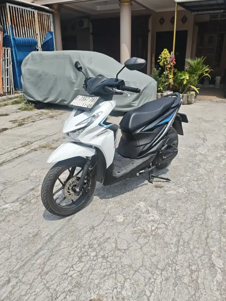 HONDA BEAT 2025 PUTIH
