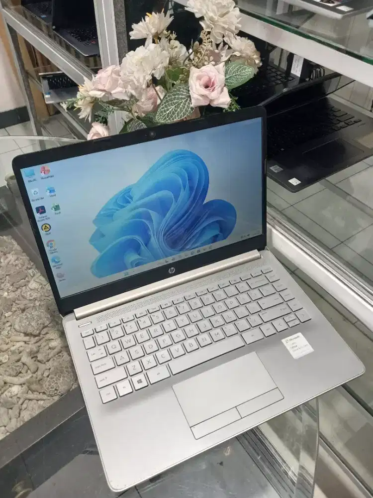 HP LAPTOP 14s-cf2018Tu