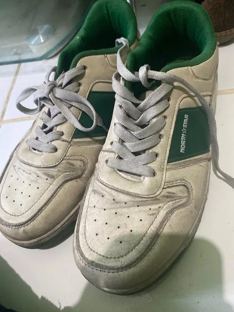 Sepatu Sneakers North Star Putih Hijau Original Bekas - Medan Amplas