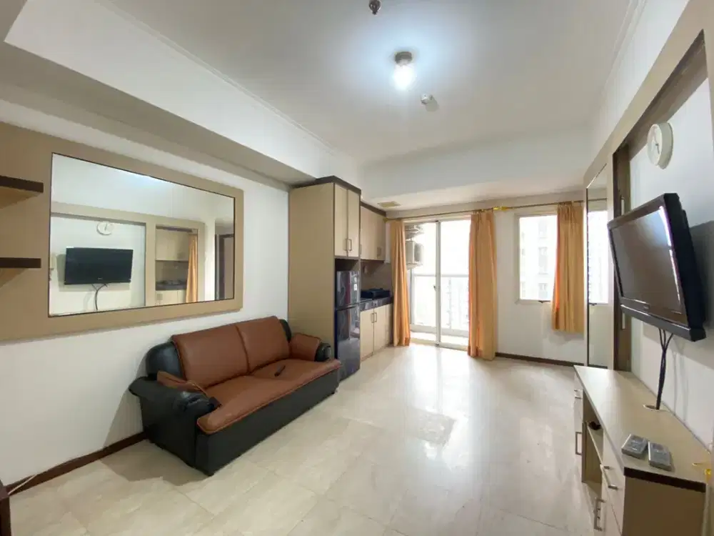 Disewakan unit apartemen Royal Mediterania garden, 2+br, Best view, Nego