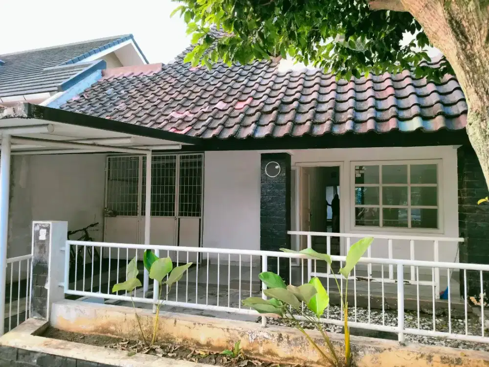 Disewakan Rumah  di BSD Anggrek Loka