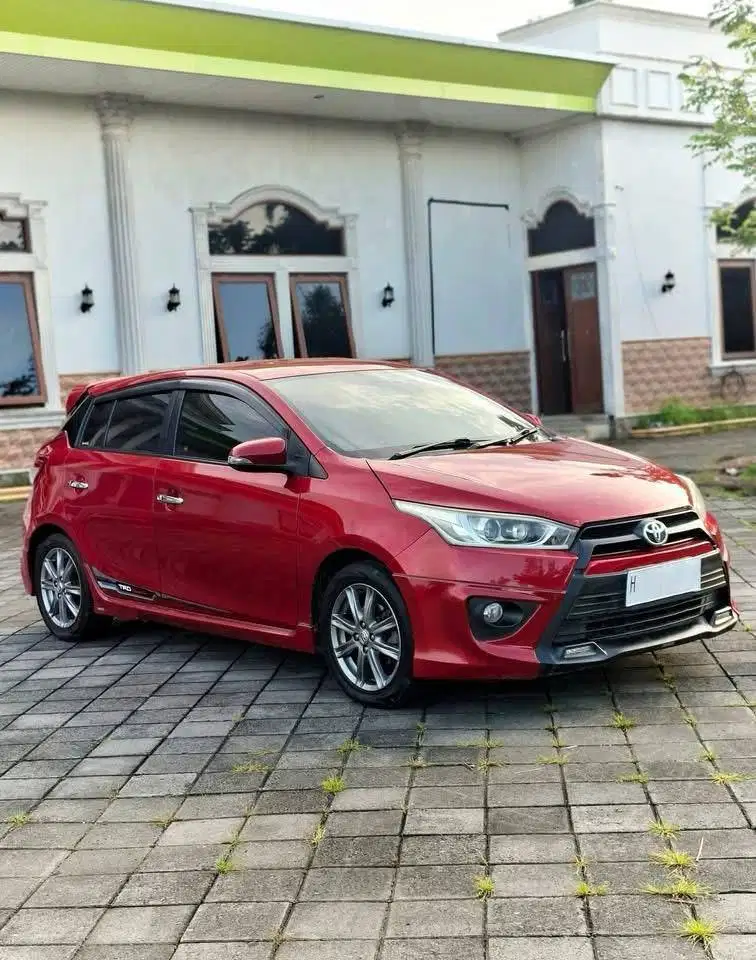 Toyota Yaris 2015 type tertinggi Trds matic