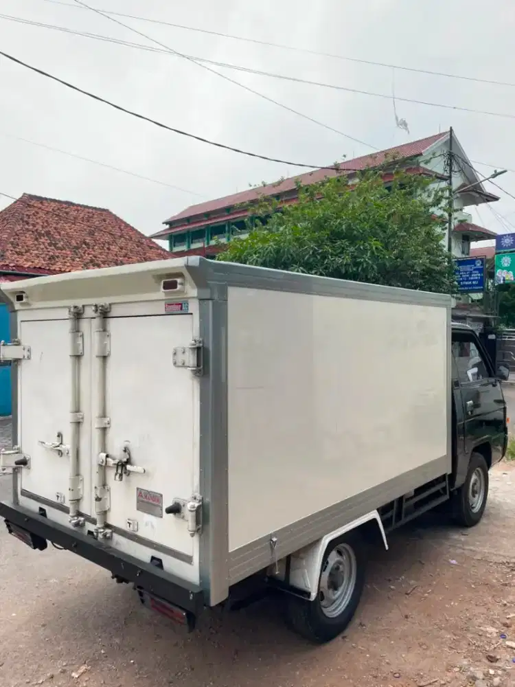 Box l300 model frizer kaya baru