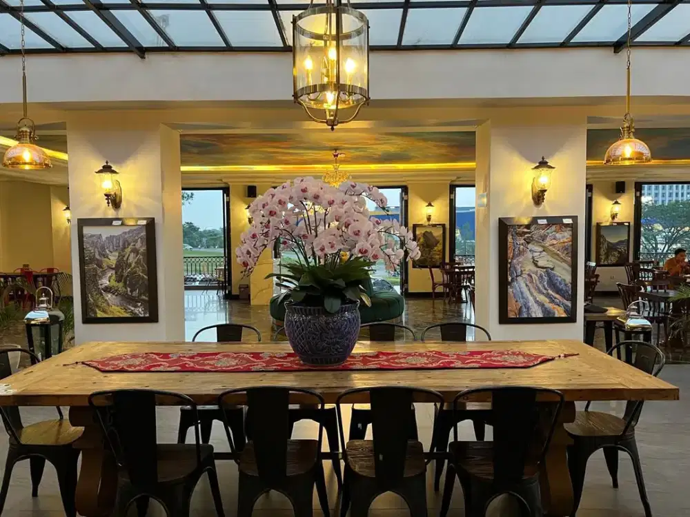 Di Jual Bangunan Cocok Untuk Usaha Di Sentul City
