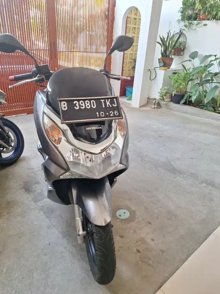 Honda pcx thailand tahun 2011