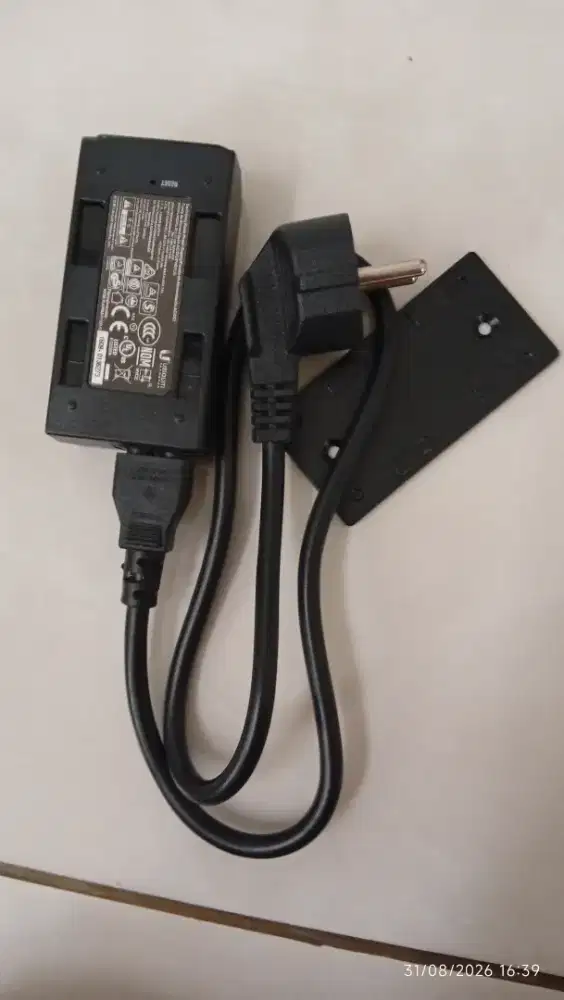 UBIQUITI PoE Injector