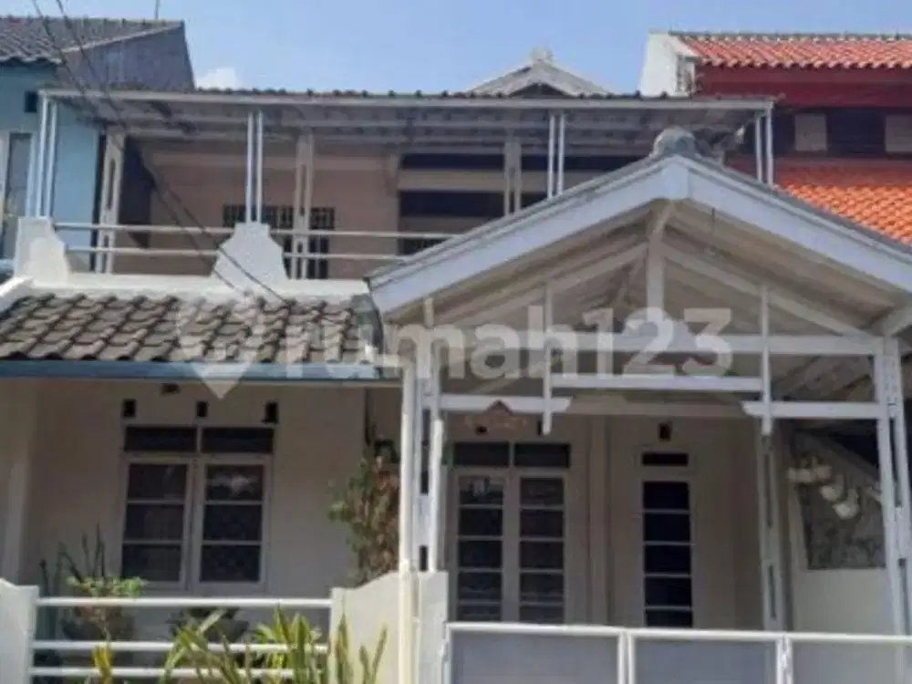Rumah Sewa Nyaman.dan Luas di Taman Yasmin