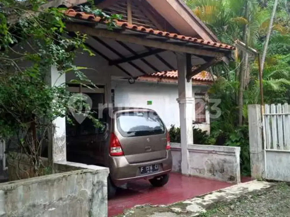 Rumah Besar dan Tanah Luas Dekat Balitro Kota Bogor
