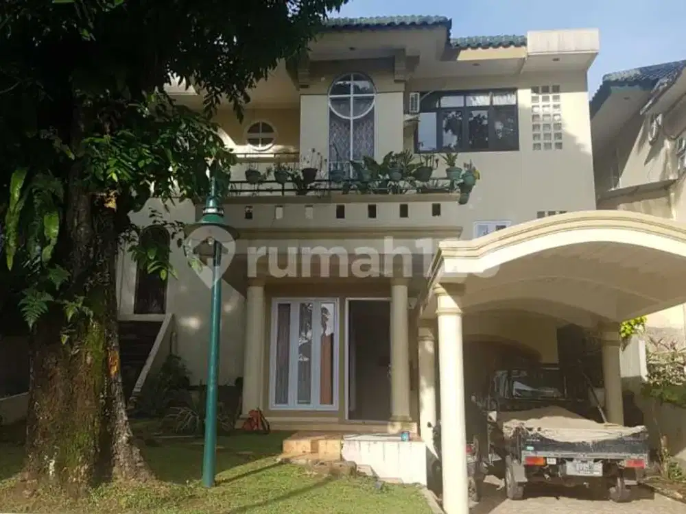 Rumah Bagus 2 Lantai Nyaman dan Tenang di Sentul City